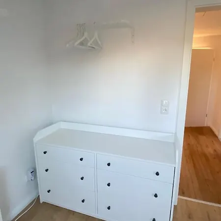 Haus Wesloer Landstrasse 6b Fuer 4 Personen * Lubeka