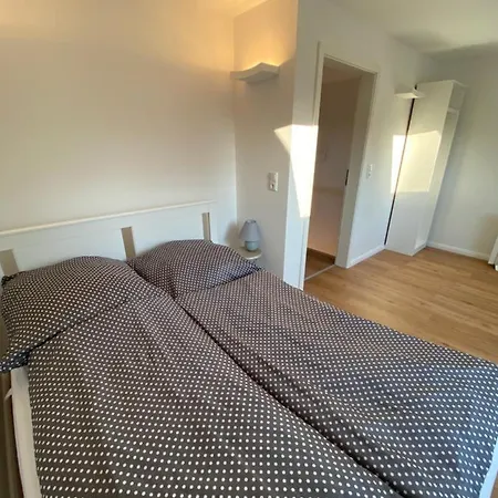 Haus Wesloer Landstrasse 6b Fuer 4 Personen *