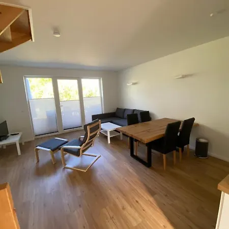 Appartement Haus Wesloer Landstrasse 6b Fuer 4 Personen Lübeck