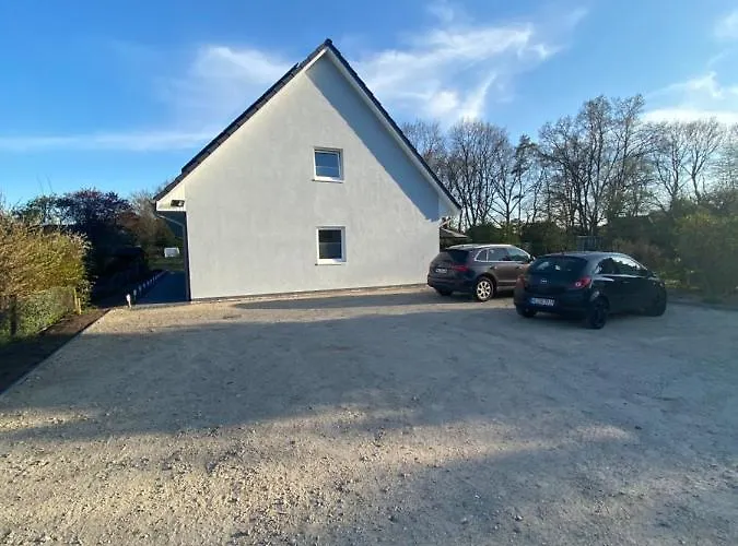 Apartamento Haus Wesloer Landstrasse 6b Fuer 4 Personen Lübeck