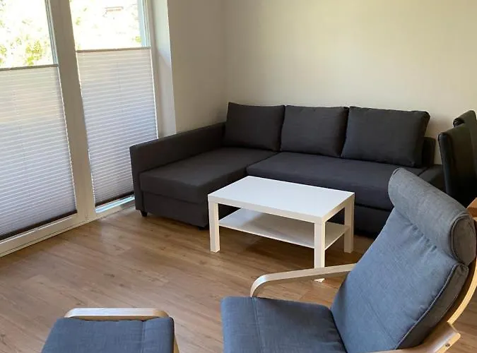 Haus Wesloer Landstrasse 6b Fuer 4 Personen Lübeck