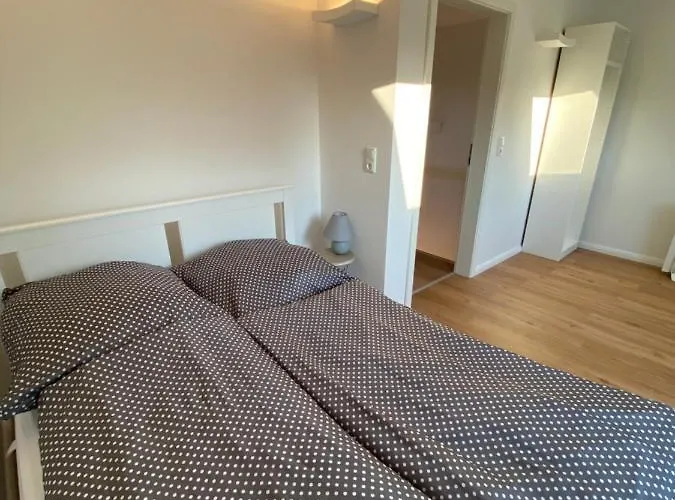 Haus Wesloer Landstrasse 6b Fuer 4 Personen *